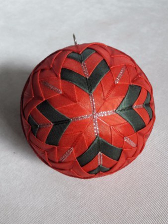 /products/cerveno-zelena-koule-10-cm/