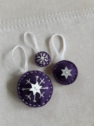 /products/kulate-ozdoby-fialove-sada-3-ks/