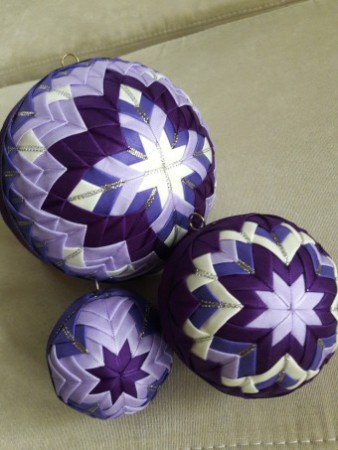 /products/fialove-koule-sada-3-ks/